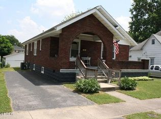 404 S 19th St, Mount Vernon, IL 62864