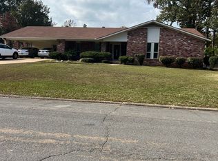2960 Osage Ave, Camden, AR 71701