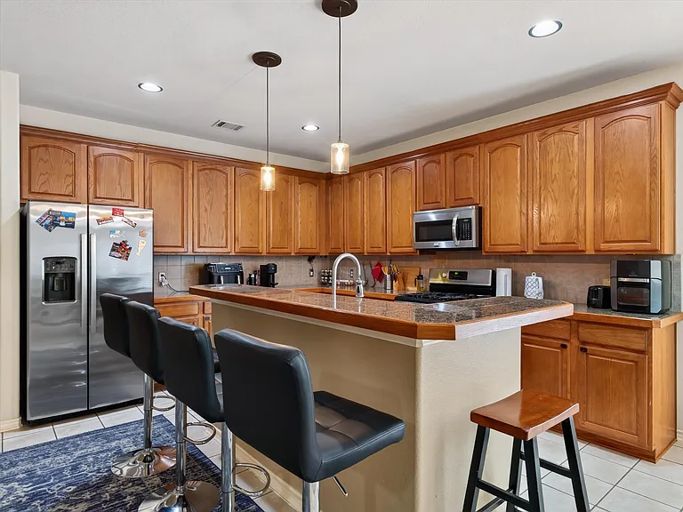 7912 Riverwalk Trl — Photo 6