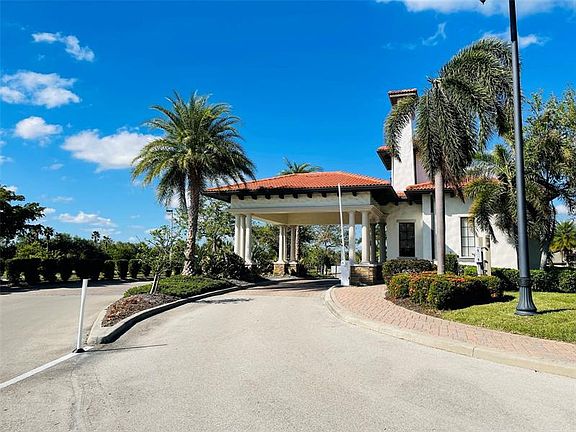 3rd image of 14200 Oviedo Pl