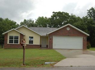 224 Riverwood Ave, West Fork, AR 72774