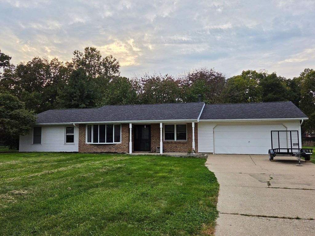 1810 Shaggy Bark Rd - Property Image