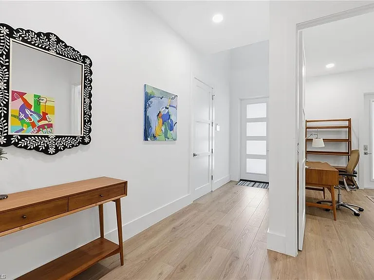 1232 Royal Palm Dr — Photo 5