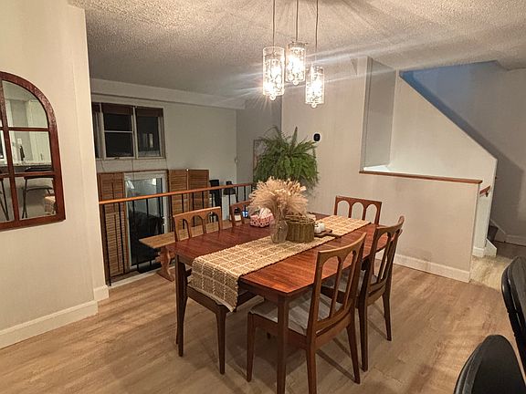 2nd image of 3205 Uplands Dr #95
