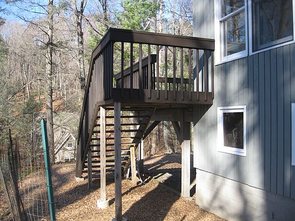 Deck in rear
