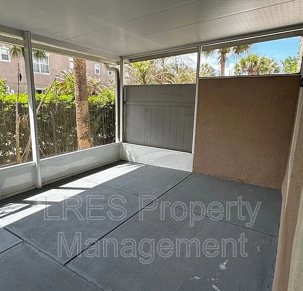 2825 Cliffe Ct — Photo 15