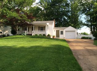 11312 De Runtz Ave, Maryland Heights, MO 63043