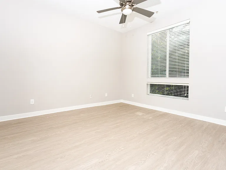 Paladia Luxury Apartments — Photo 117
