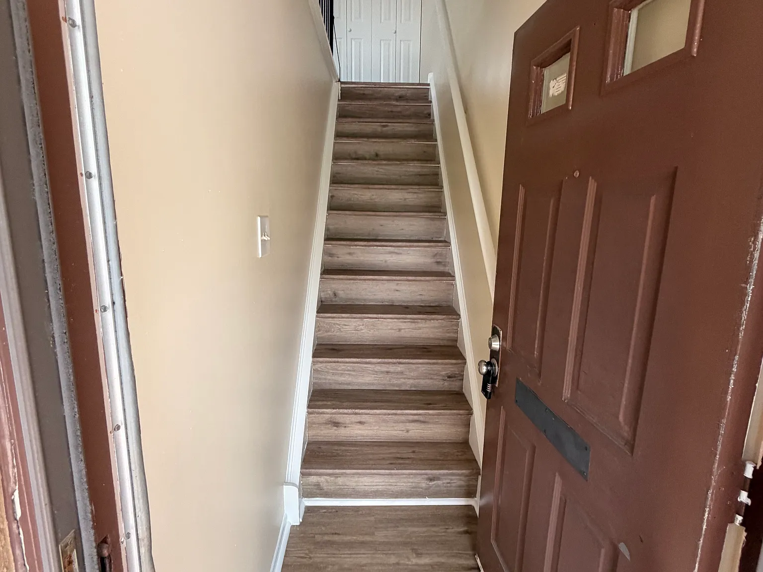 2 bed, 1100 sqft, $1,925 — Photo 2