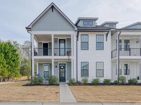 1216 N Pinot Rd, Duncan, SC 29334