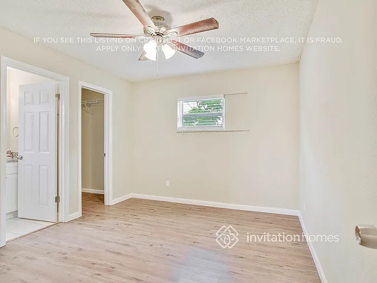 4033 Castlegate Dr — Photo 11
