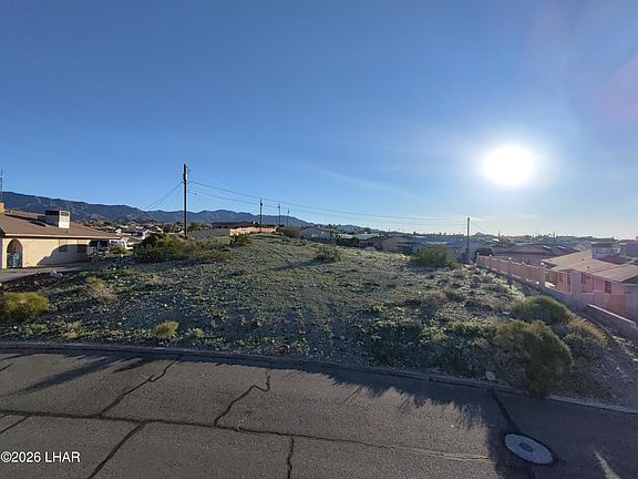 2nd image of 3342 Date Palm Dr