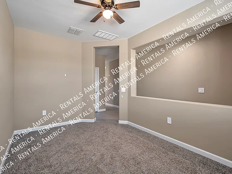 36517 N Senepol St — Photo 2