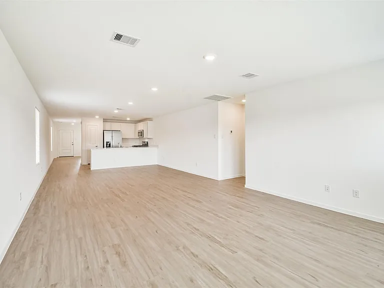 18562 Cepagatti Dr — Photo 9