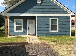 205 Skinner Ln, Longview, TX 75605