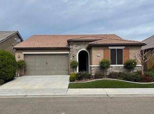 3473 Flint Ave, Clovis, CA 93619