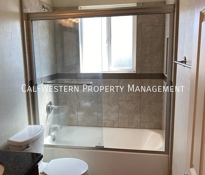 3210 Myles Ct #3 — Photo 9