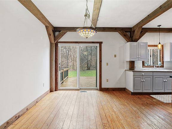 4th image of 1474 Trumansburg Rd