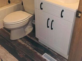 104 Centralia Pl NE, Poplar Grove, IL 61065