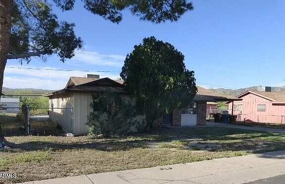2nd image of 183 W JAMESTOWN Road