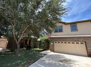 957 Brown Rock Dr, New Braunfels, TX 78130
