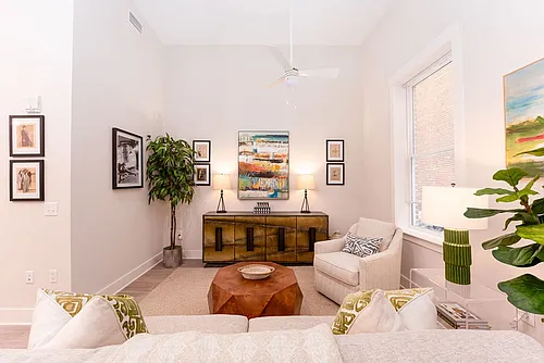 Neel's Lofts Photo 1