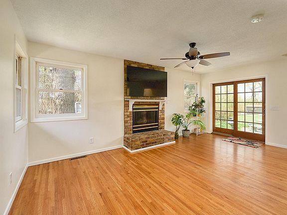 2nd image of 5505 Cottage Ave