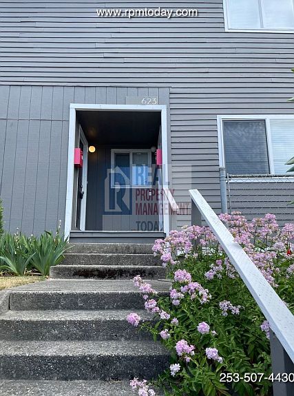 1st image of 623 S Sprague Ave #B