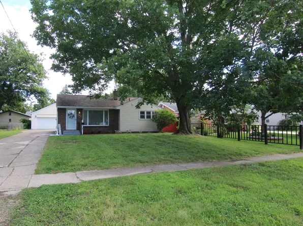 802 Craft Ave, Kalamazoo, MI 49048
