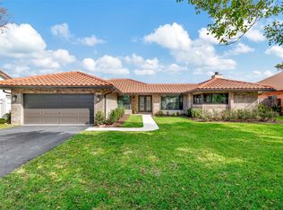 6477 NW 54th Dr, Coral Springs, FL 33067