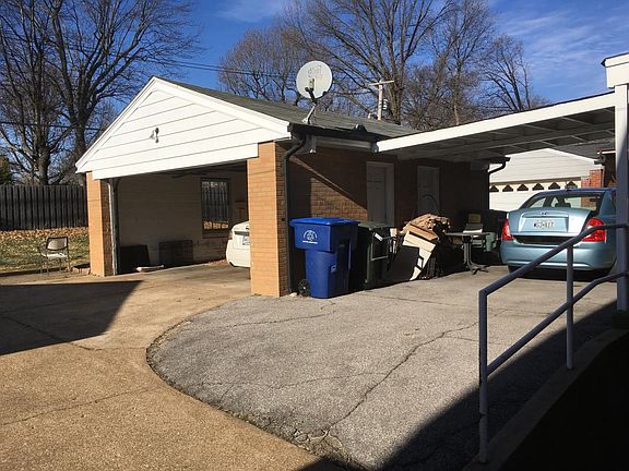 2nd image of 5939 Jamieson Ave #North