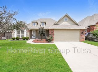 13313 E 43rd St, Tulsa, OK 74134