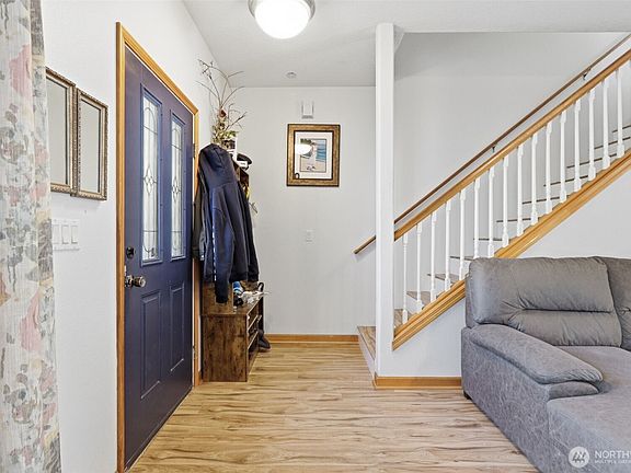 3rd image of 2025 SW 6th Avenue
