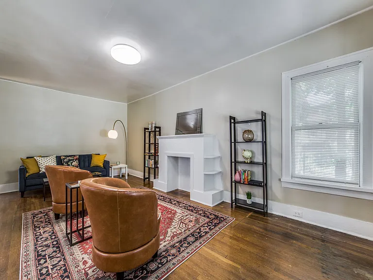 508 E Dewey Pl #1 — Photo 6