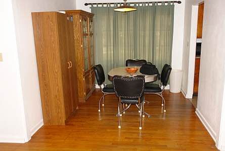 3rd image of 1415 Melady Ave