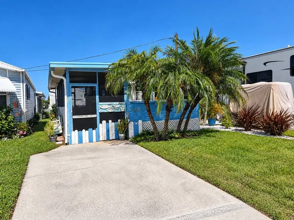 31 Montego Dr, Palmetto, FL 34221