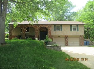 238 Fredricks Ln, Jefferson City, MO 65101