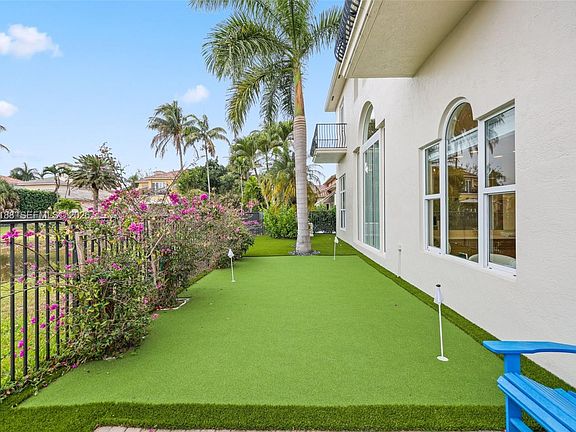 3rd image of 17642 Middlebrook Way