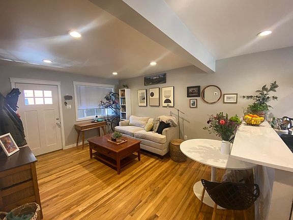 4th image of 650 N 300 W APT 208