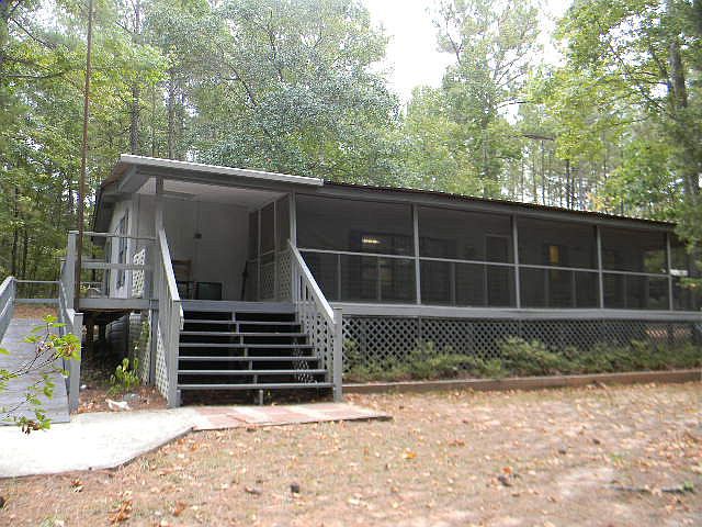 1st image of 1304 NE Ponderosa Drive