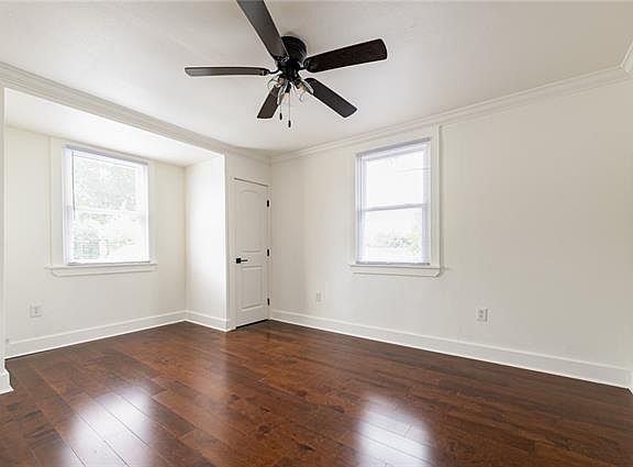 3rd image of 5936 General Haig St