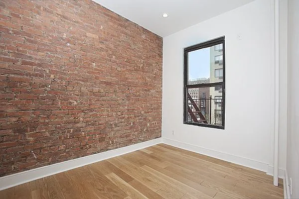 Rented by Bold New York | media 19