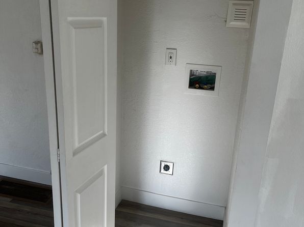 salt-lake-city-utah-12736628 picture