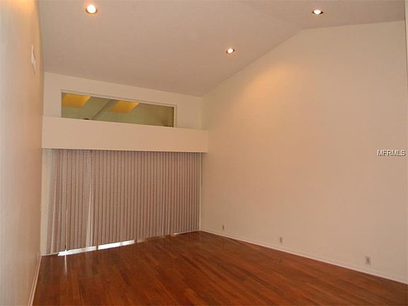 5th image of 2204 Wedgewood Ct