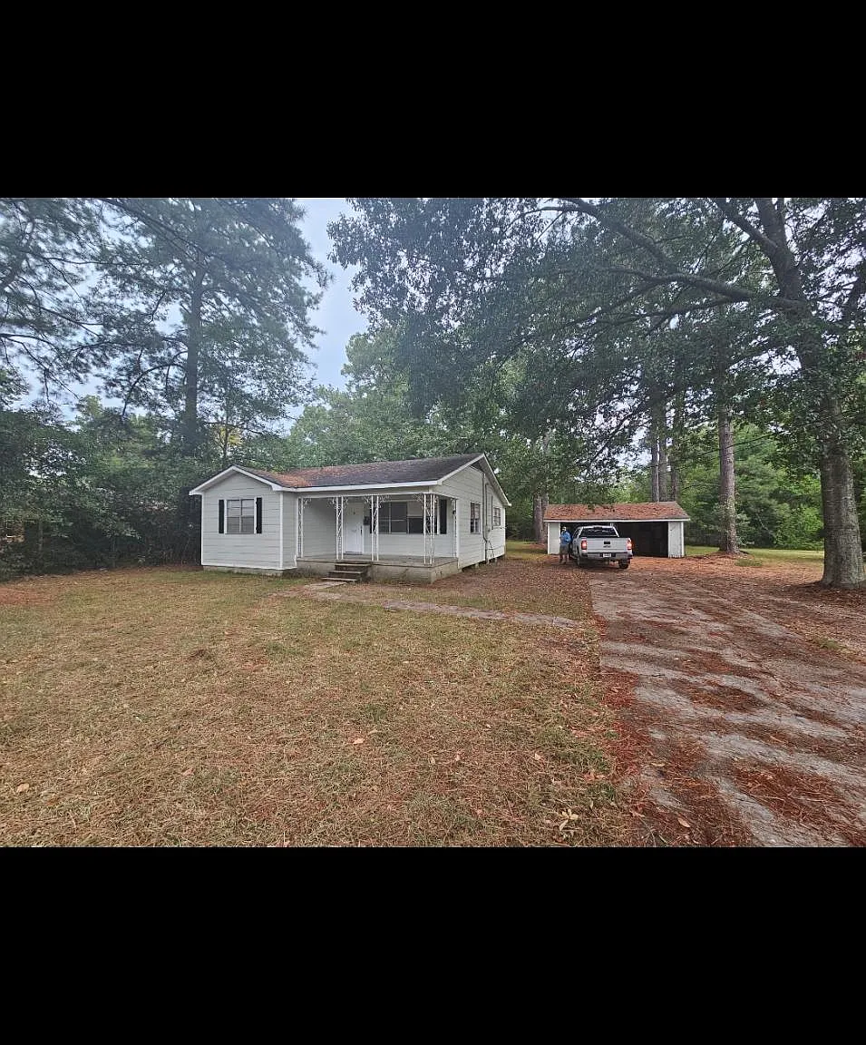 2 bed, 1032 sqft, $1,250 — Photo 1