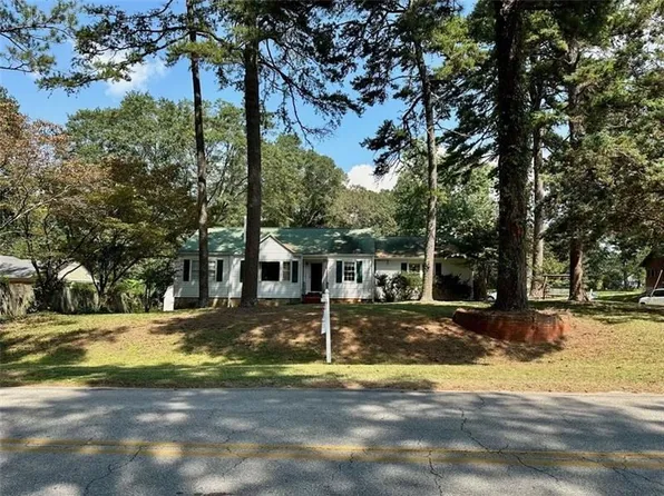 6444 James B Rivers Memorial Dr, Stone Mountain, GA 30083