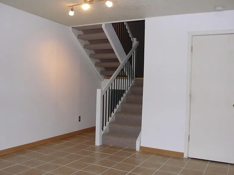1758 Meadowlark Rd — Photo 7