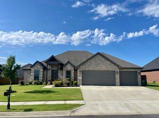 1341 Little Osage Ln, Bentonville, AR 72713