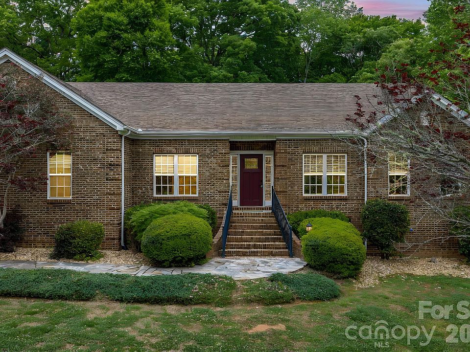 1st image of 1919 Ashmere Dr