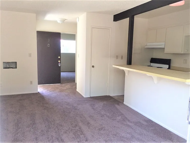 2515 De La Vina St #3 — Photo 1